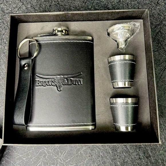 Other - Brooks and Dunn Flask, 2 shot glass, funnel and keychain set